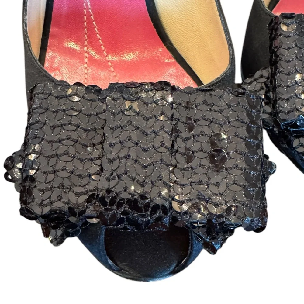 Kate Spade New York Black Satin Sequin Bow Accent Pump Heel Size 7 EUC